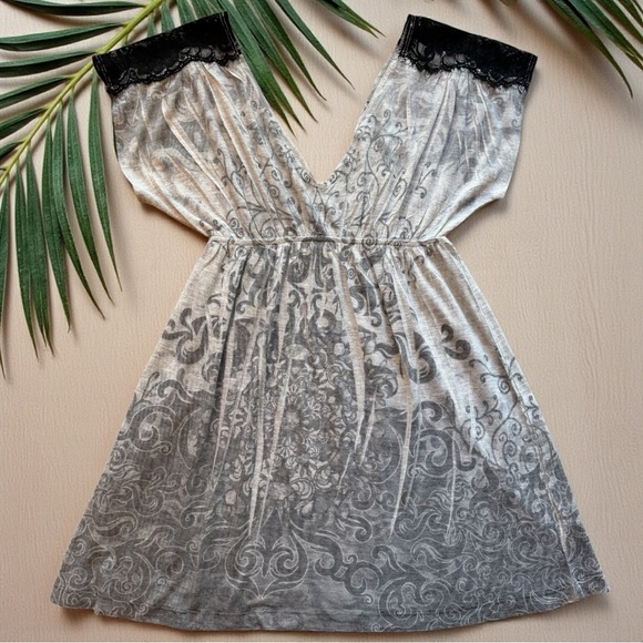 LOVE CULTURE Y2K Gray Lace Sleeve Tunic Top S Chico Boho Emo Goth - Picture 5 of 12